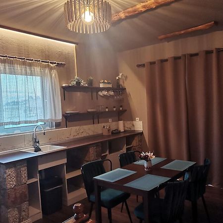 Ataviros Hotel Embonas Luaran gambar