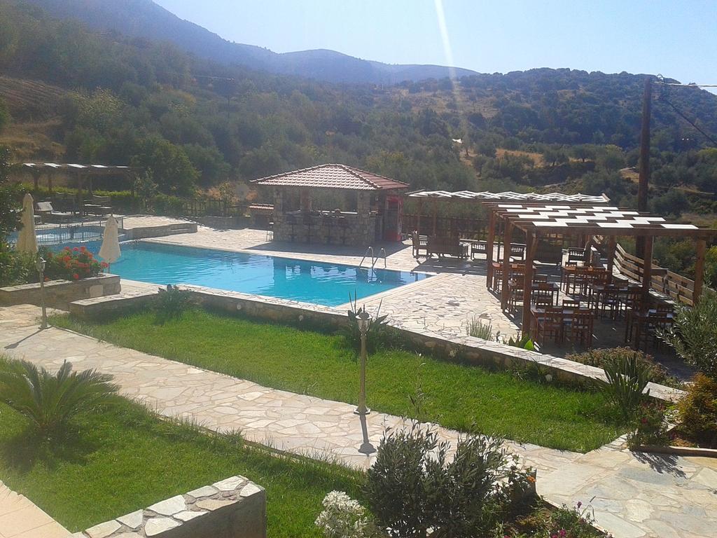 Ataviros Hotel Embonas Luaran gambar