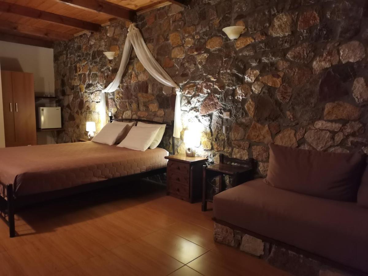 Ataviros Hotel Embonas Luaran gambar