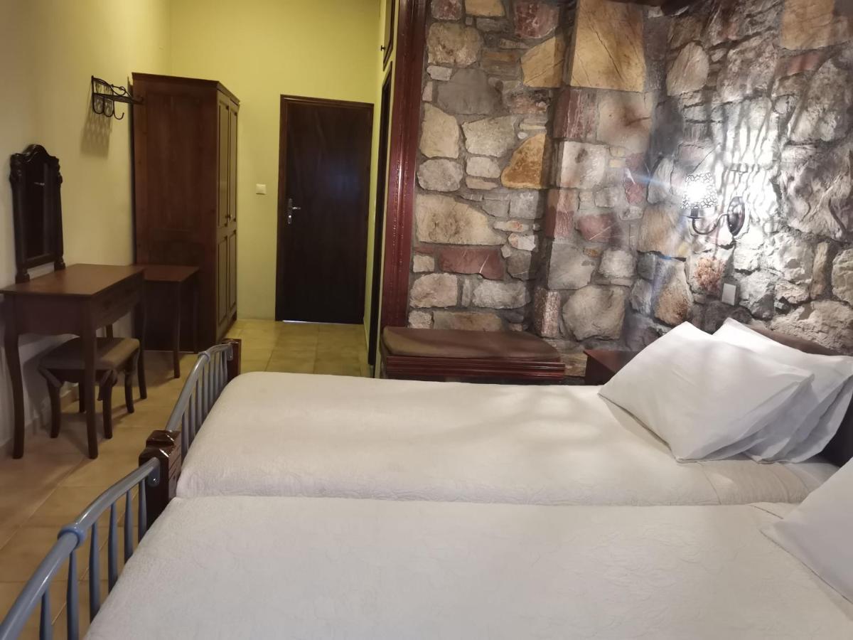 Ataviros Hotel Embonas Luaran gambar