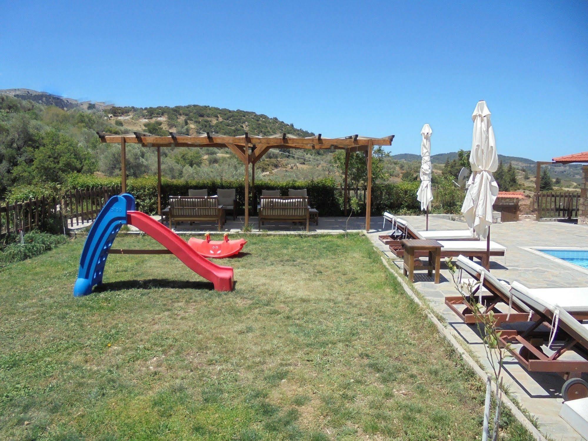 Ataviros Hotel Embonas Luaran gambar